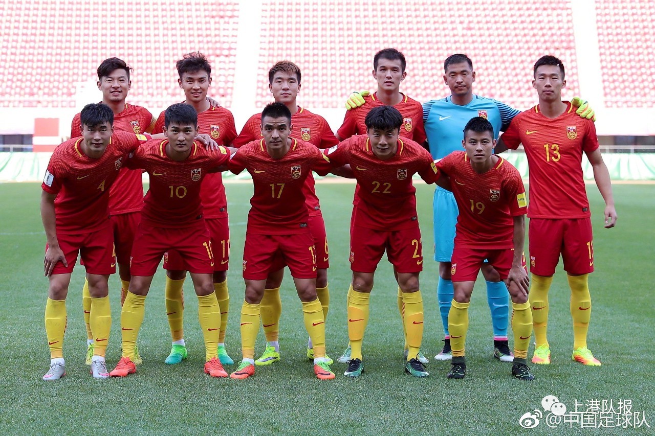 印度队碾压中国队，黄鸭组合扛起全队