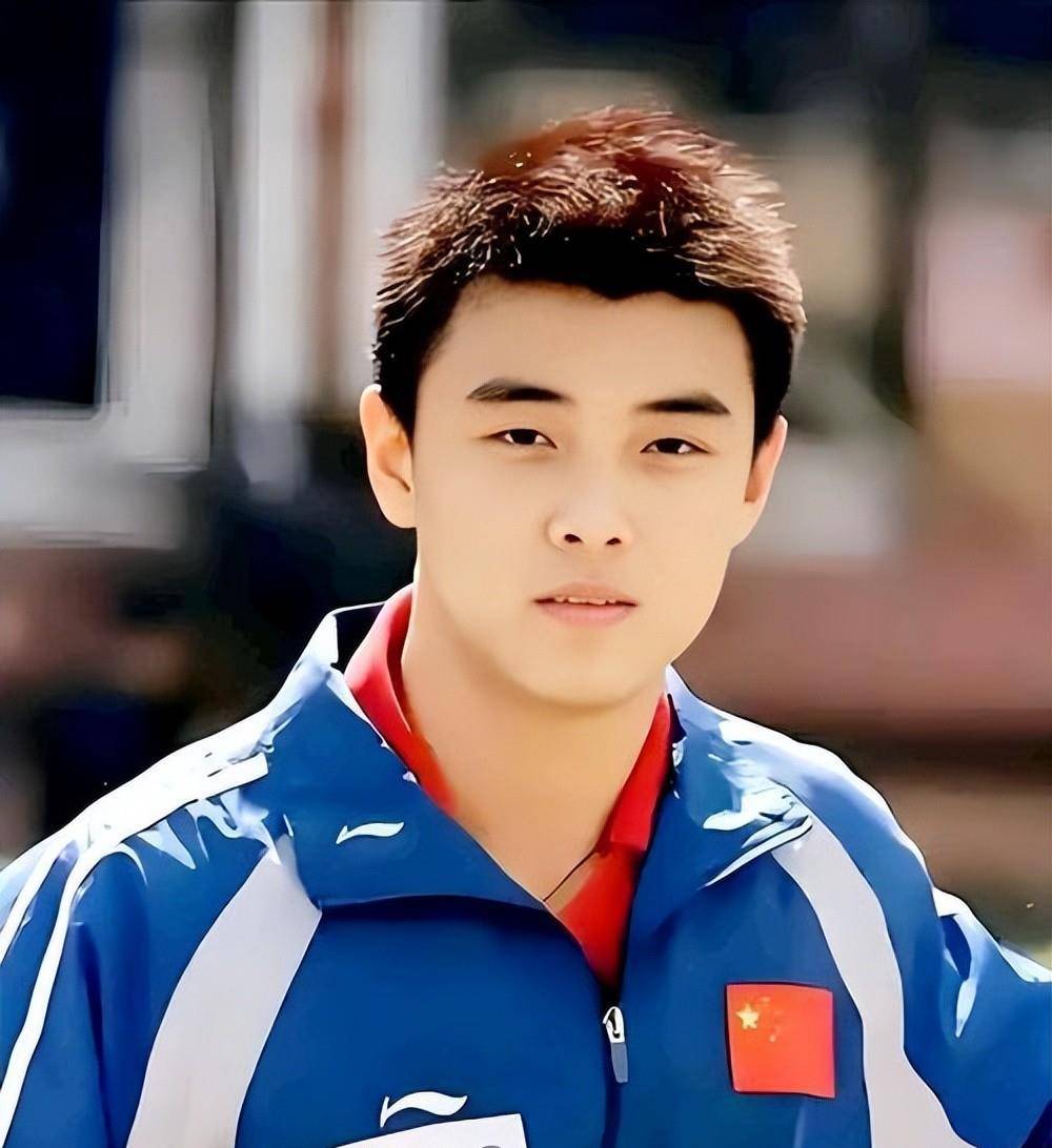 奥地利队碾压法国队,王皓高光表现 奥地利队碾压法国队,王皓高光表现