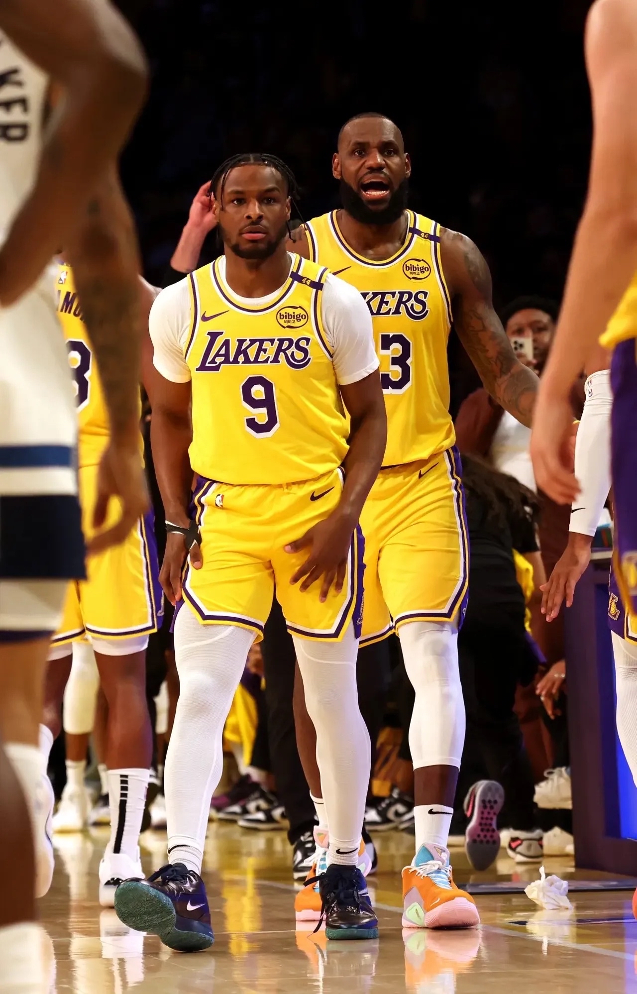 魔术横扫鹈鹕,詹姆斯带队取胜 魔术横扫鹈鹕,詹姆斯带队取胜