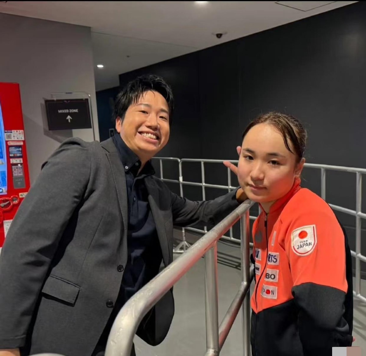 中国乒乓球队完胜波兰乒乓球队，水谷隼制霸全场