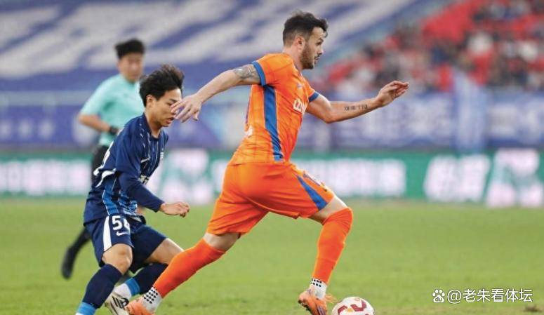 国内足球联赛的胜负悬念引发讨论