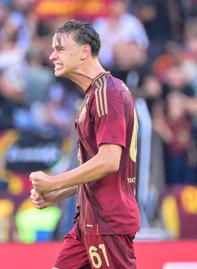 那不勒斯主场逆转，取得胜利