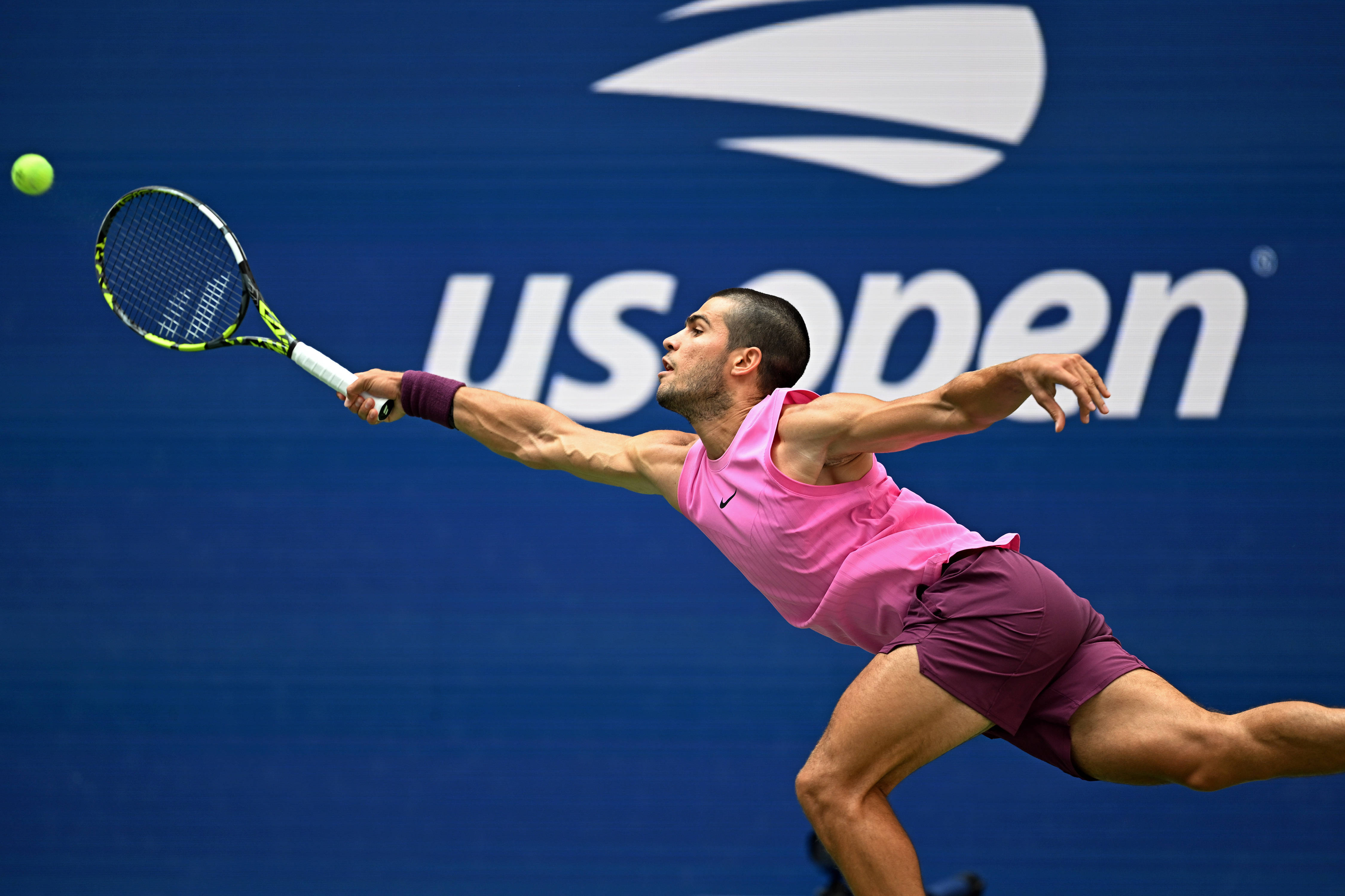 世界网球队横扫西班牙网球队，阿尔卡拉斯绝境逆转