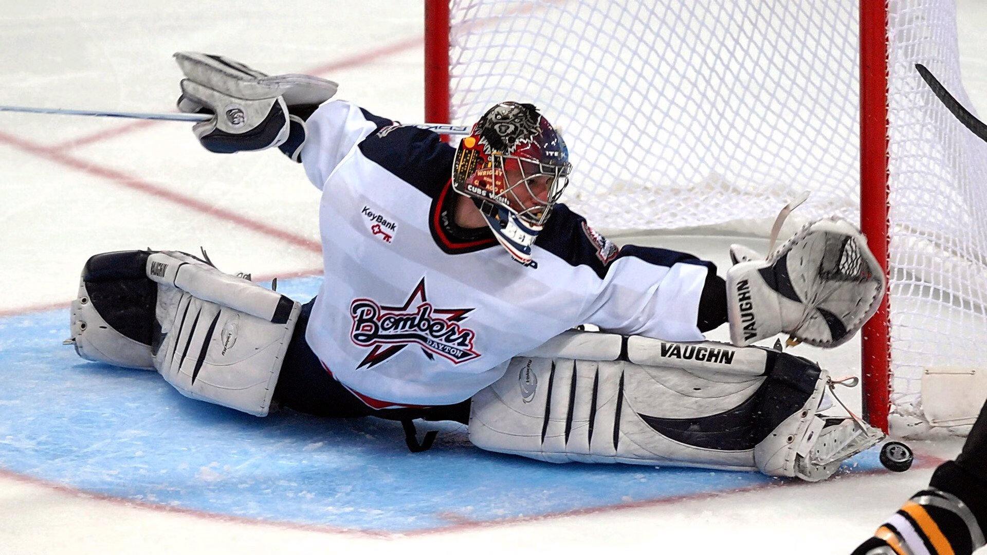 冰与火的对决，从F1街道赛的极速焦点，到冰岛生死战逆袭丹麦的孤勇传奇