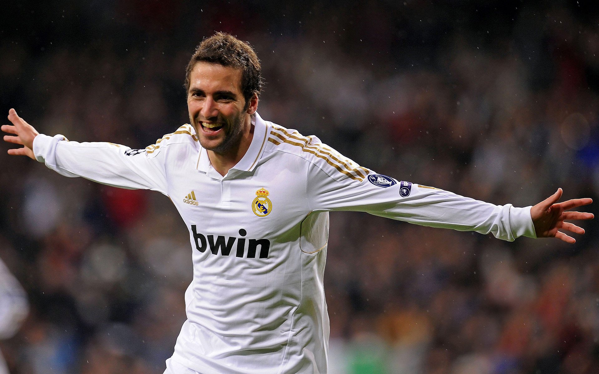 塞维利亚奇迹，加维制胜一击，利物浦神话在安达卢西亚黄昏中破碎